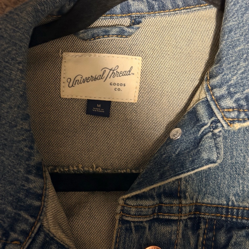 Universal Thread Light Blue Jean Jacket - Picture 2 of 2